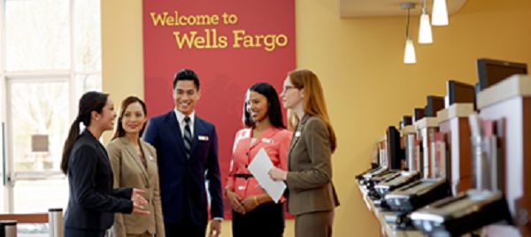 ¿Cómo puedo eliminar o pedir que me eliminen como usuario autorizado de una cuenta Wells Fargo?