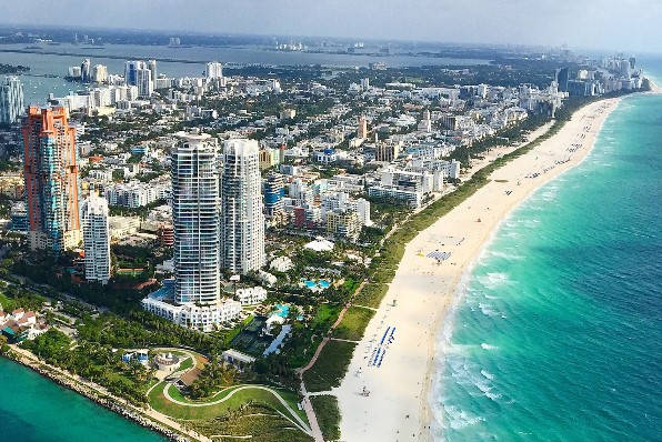 Cuanto dinero necesitas para vivir en Miami south beach